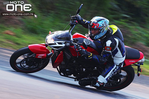 2014 megelli 250r 250s test moto-one.com.hk