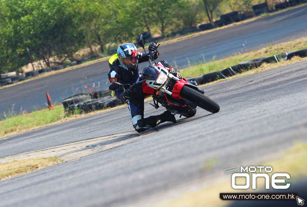 2014 megelli 250r 250s test moto-one.com.hk