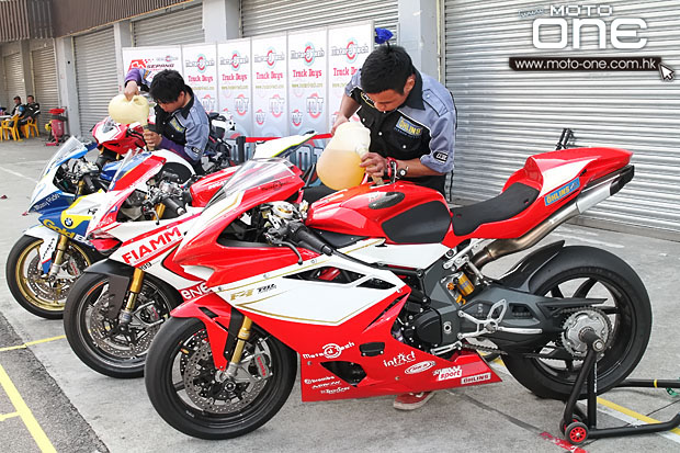 2014 motard tech zic track day moto-one.com.hk