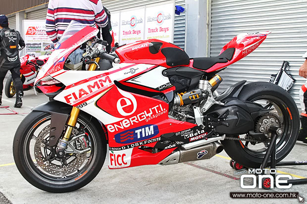 2014 motard tech zic track day moto-one.com.hk