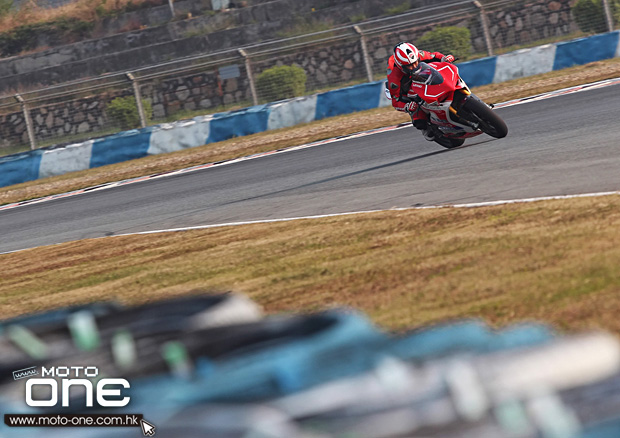 2014 motard tech zic track day moto-one.com.hk