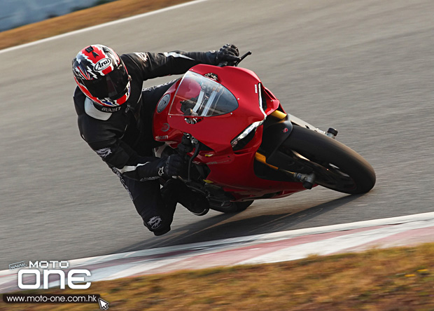 2014 motard tech zic track day moto-one.com.hk