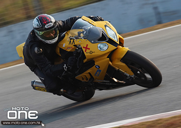 2014 motard tech zic track day moto-one.com.hk