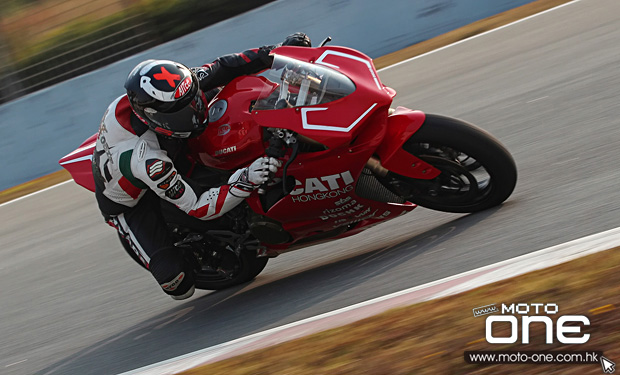 2014 motard tech zic track day moto-one.com.hk