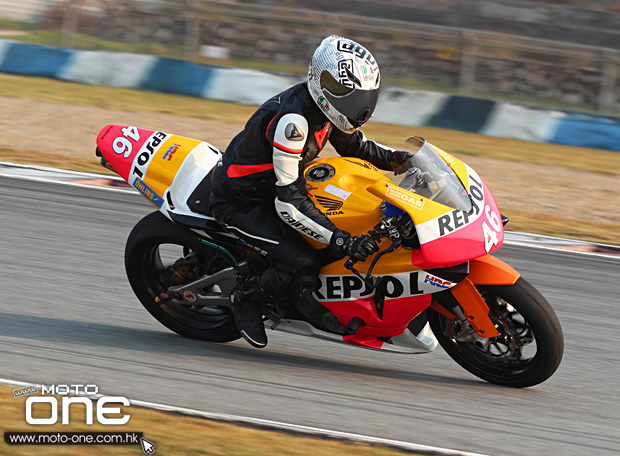 2014 motard tech zic track day moto-one.com.hk