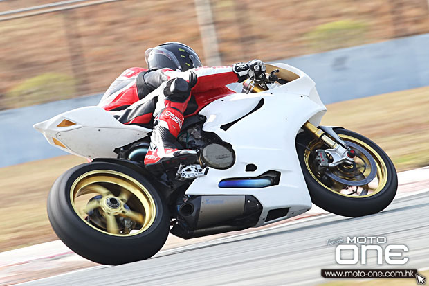 2014 motard tech zic track day moto-one.com.hk