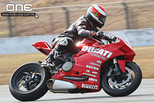 2014 motard tech zic track day moto-one.com.hk