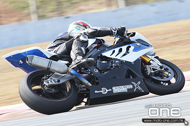 2014 motard tech zic track day moto-one.com.hk