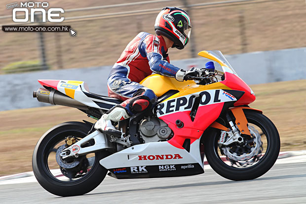 2014 motard tech zic track day moto-one.com.hk