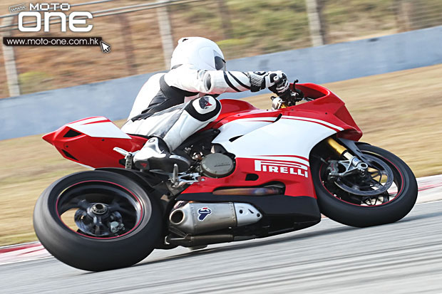 2014 motard tech zic track day moto-one.com.hk