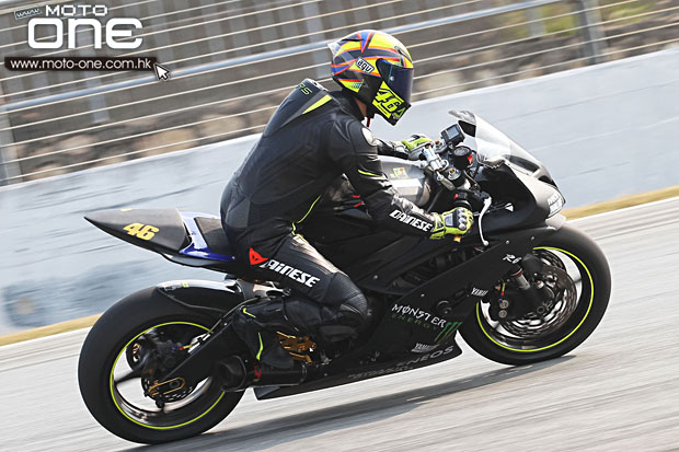 2014 motard tech zic track day moto-one.com.hk