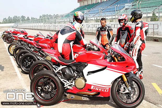 2014 motard tech zic track day moto-one.com.hk