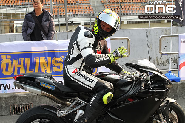 2014 motard tech zic track day moto-one.com.hk