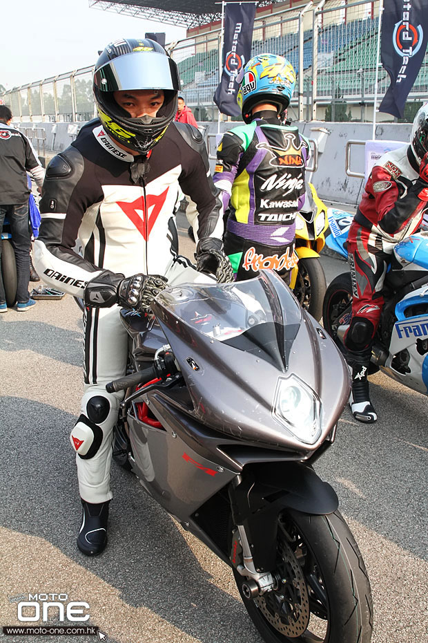 2014 motard tech zic track day moto-one.com.hk