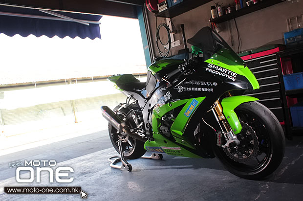 KAWASAKI ZX-10R