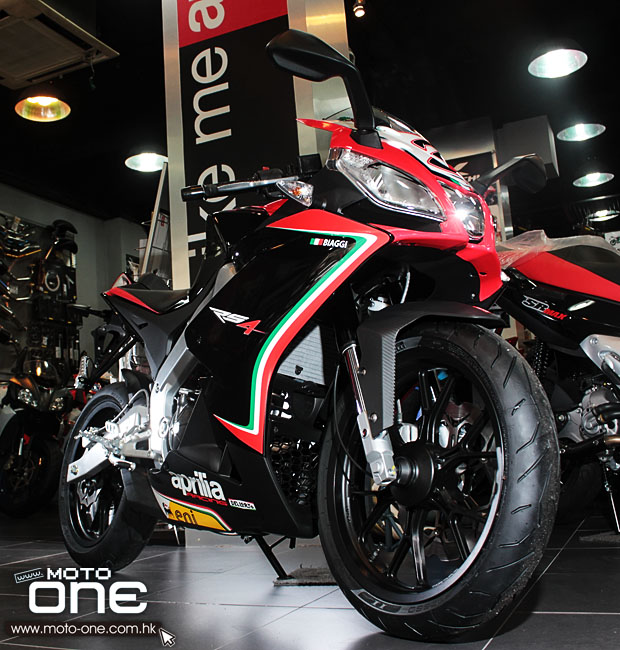 2013 aprilia rs4 sbk Max Biaggi