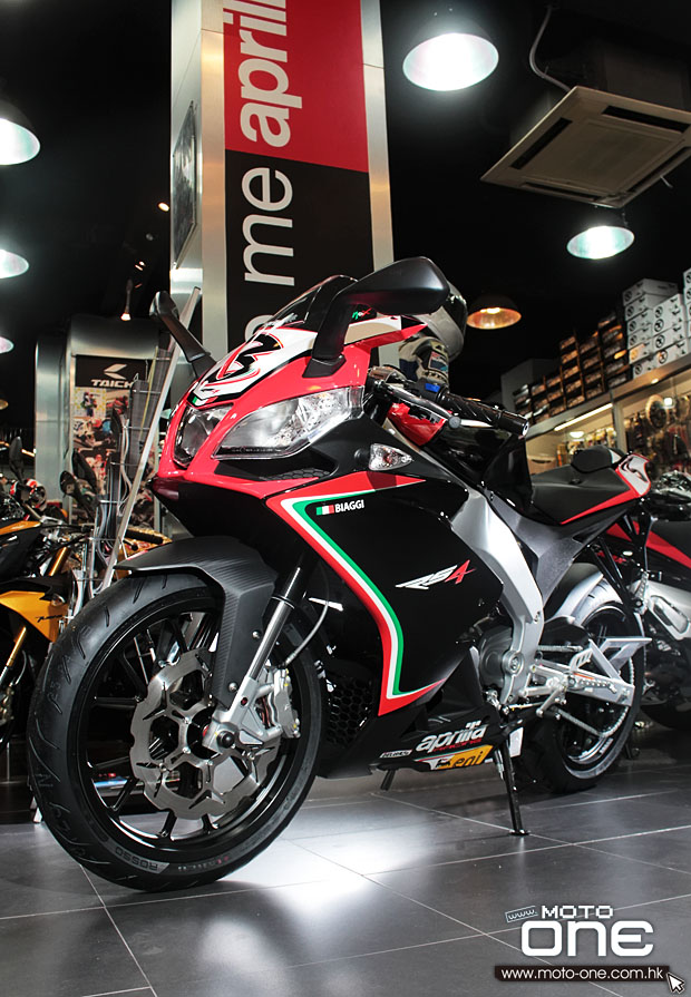 2013 aprilia rs4 sbk Max Biaggi