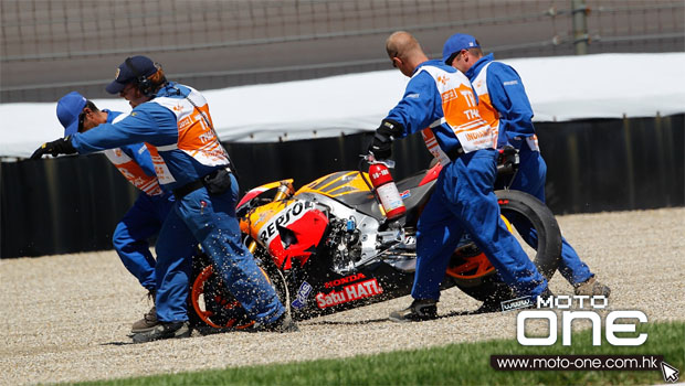 motogp highside photos