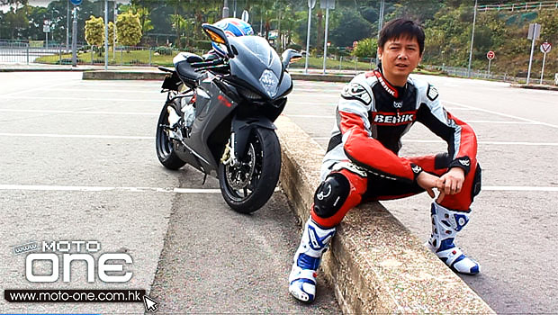 李有昌 yclee knee down