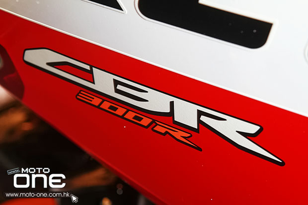 2014 HONDA CBR300R ABS 2014 HONDA CBR300R ABS