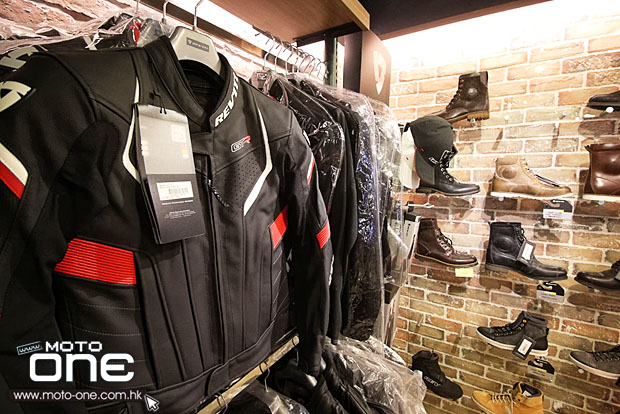 freely new showroom