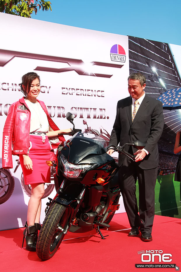 Honda CTX700 Myolie Wu 胡杏兒 Honda CTX700 Myolie Wu 胡杏兒
