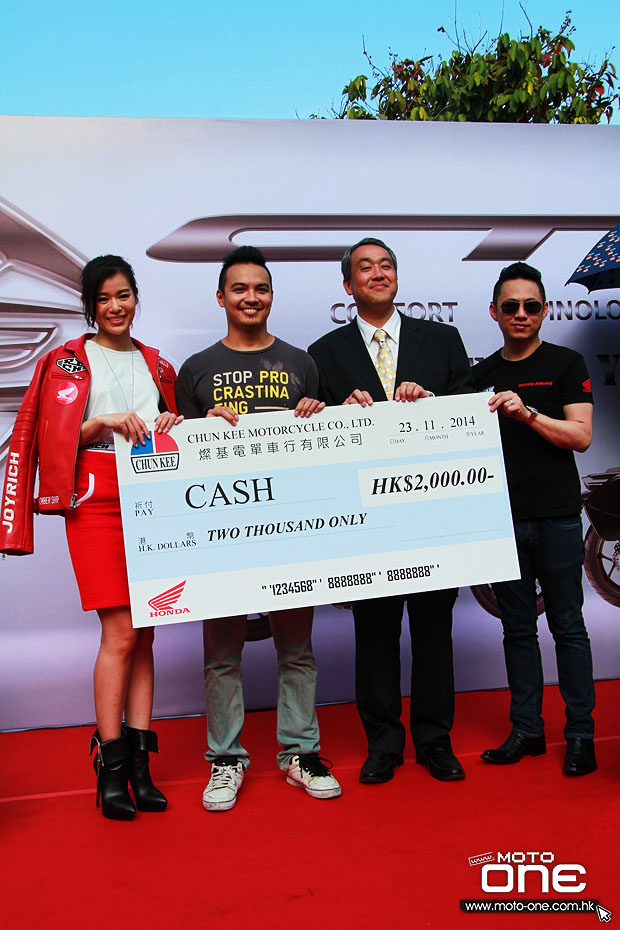 Honda CTX700 Myolie Wu 胡杏兒 Honda CTX700 Myolie Wu 胡杏兒