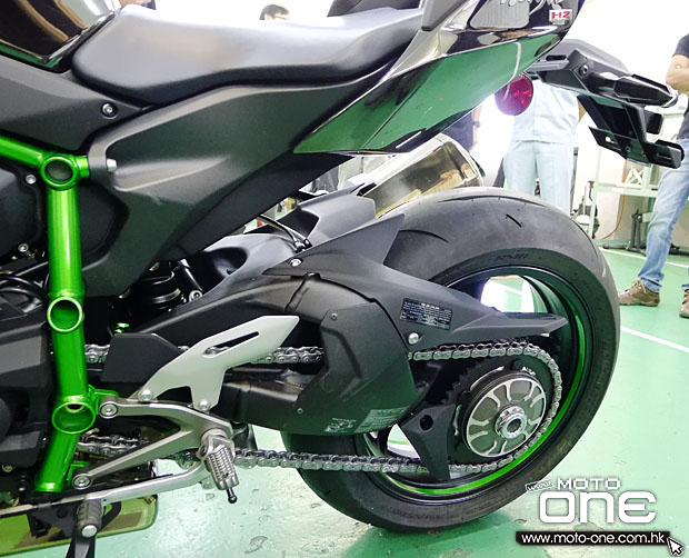 2014 KAWASAKI JAPAN h2 Training Course