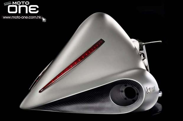 Akrapovic Full Moon Concept