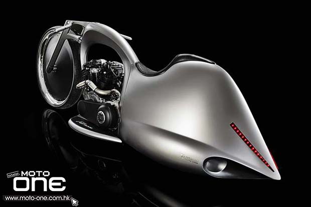 Akrapovic Full Moon Concept