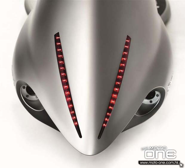 Akrapovic Full Moon Concept