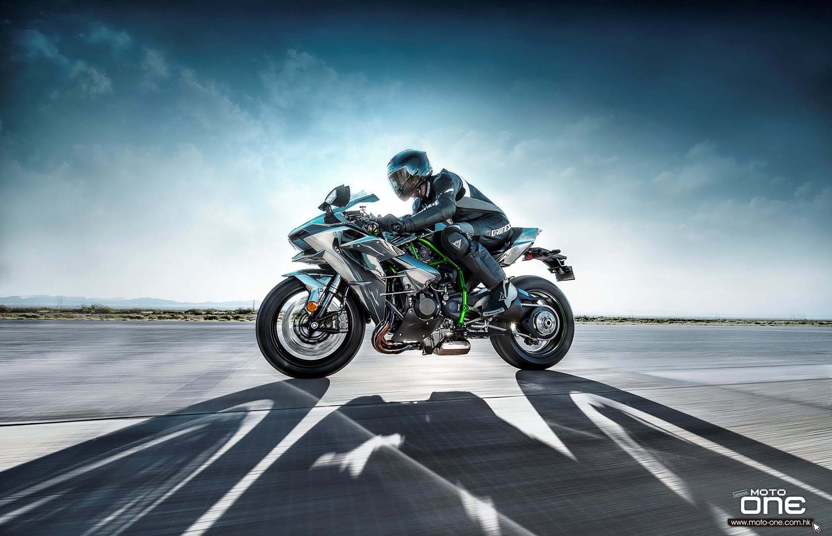 2015 kawasaki ninja h2街道版-210匹机械增压超跑