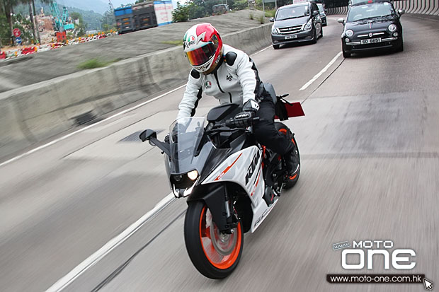 2015 KTM RC390 ABS test