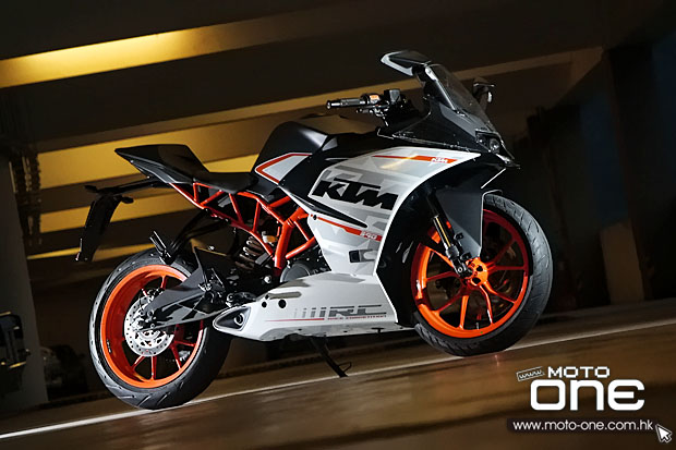 2015 KTM RC390 ABS test