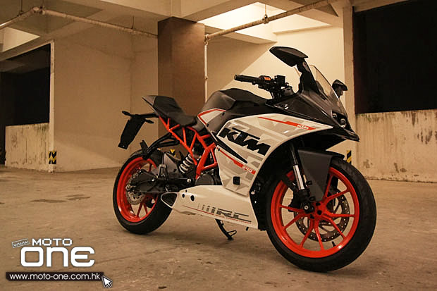 2015 KTM RC390 ABS test