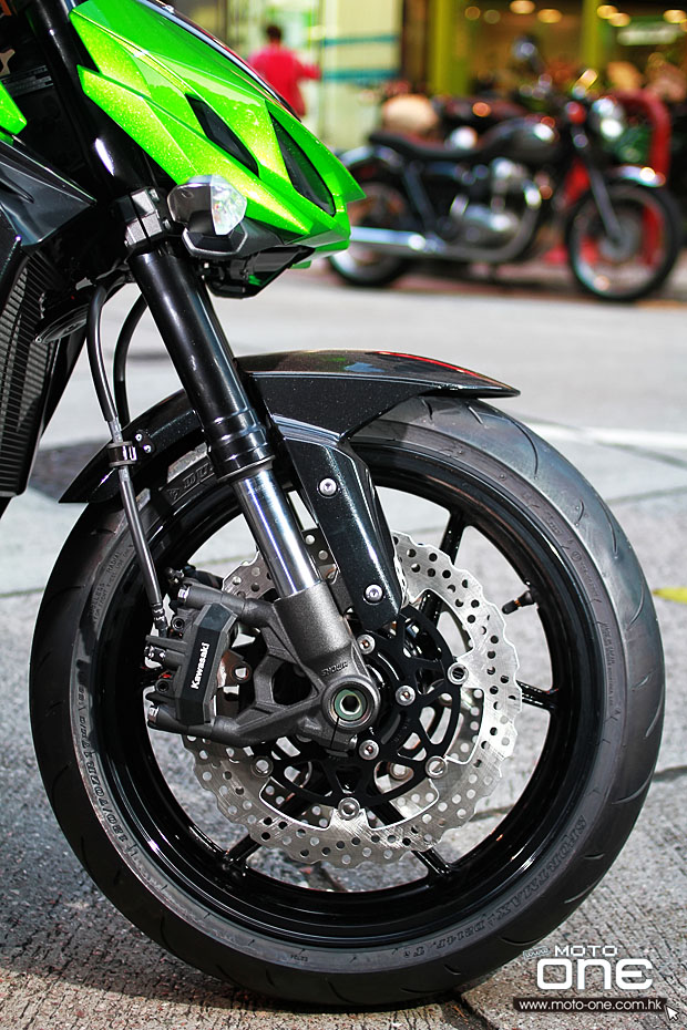 2015 Kawasaki Z1000