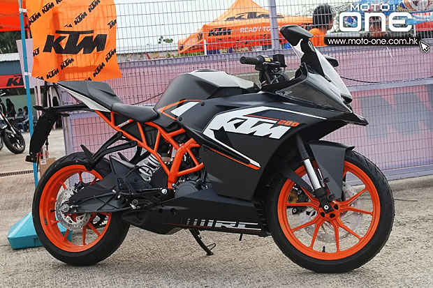 2015 ktm rc390 test day