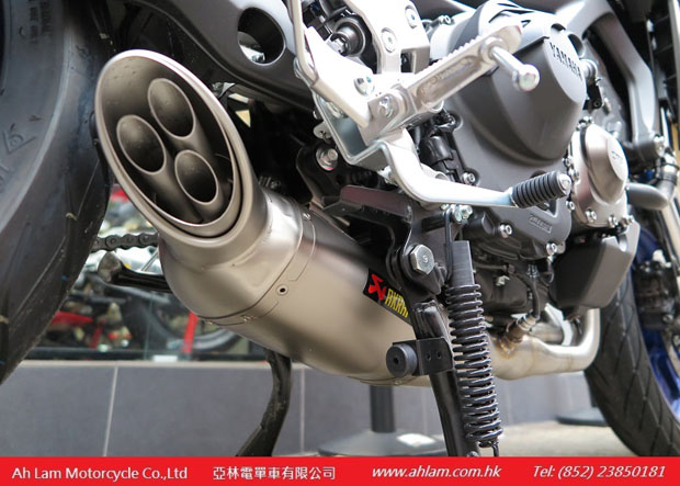 2015 Akrapovic