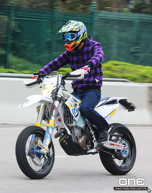 2015 CHINESE NEW YEAR RIDING