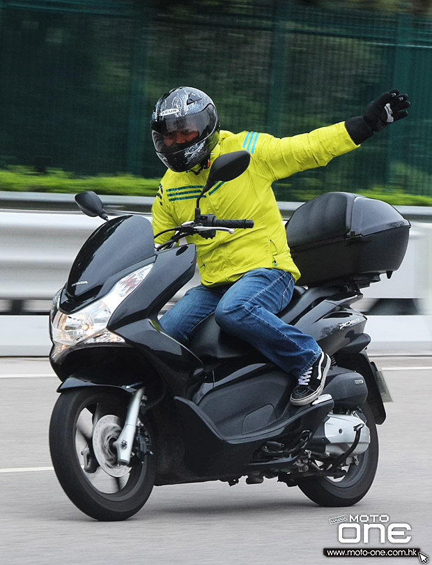 2015 CHINESE NEW YEAR RIDING