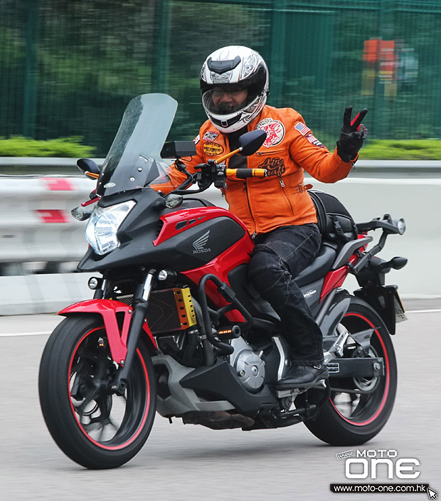 2015 CHINESE NEW YEAR RIDING