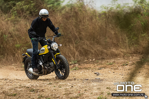 2015 Ducati Scrambler test