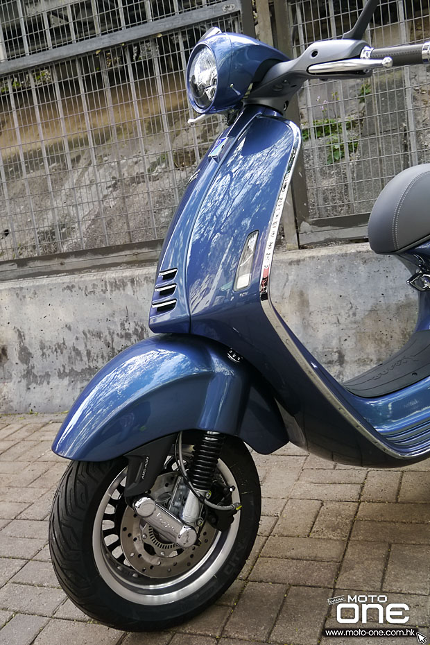 2015 VESPA 946 150cc