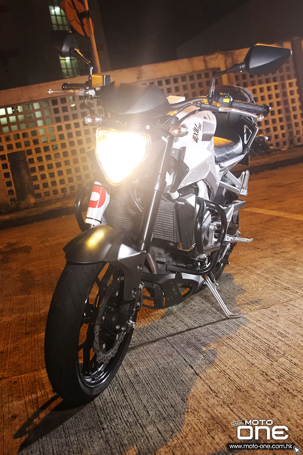 2015 hyosung gd250r gd250n night riding