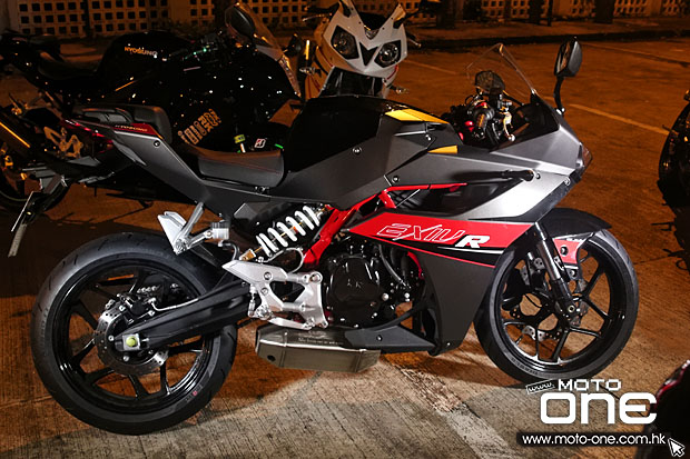 2015 hyosung gd250r gd250n night riding