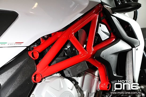 2015 MV Agusta Brutale 800 ABS