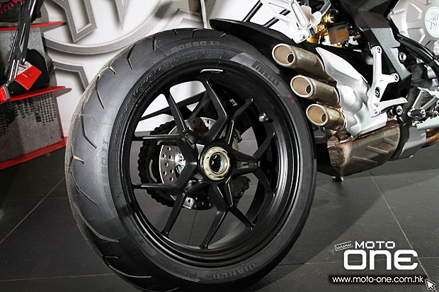 2015 MV Agusta Brutale 800 ABS
