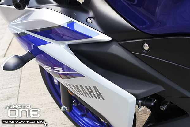 2015 YAMAHA YZF-R3