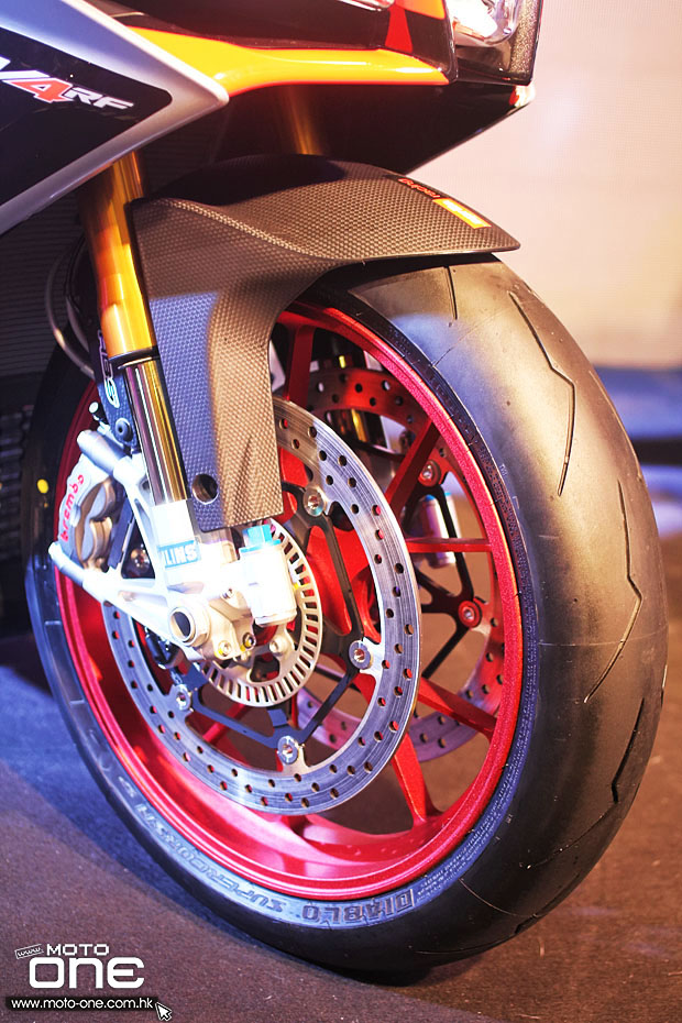2015 APRILIA RSV4 RF & TUONO Factory launching party