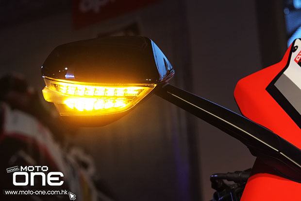 2015 APRILIA RSV4 RF & TUONO Factory launching party